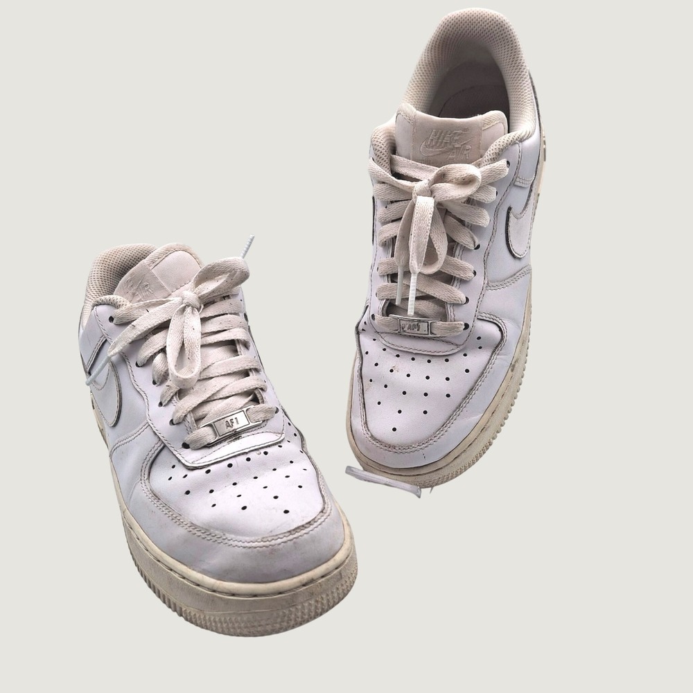 Nike Air Force 1 Low Size 7.5 Mens White Leather Star 315115-112